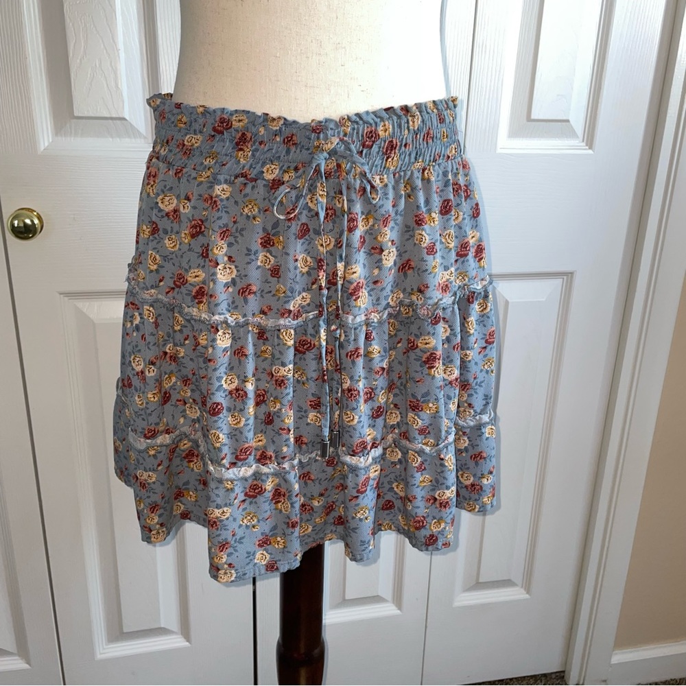 Floral mini skirt size S/M